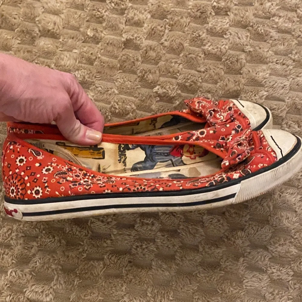 Rocket dog Red Bandana-Print Women's Ballet Flats - Picture 4 of 8